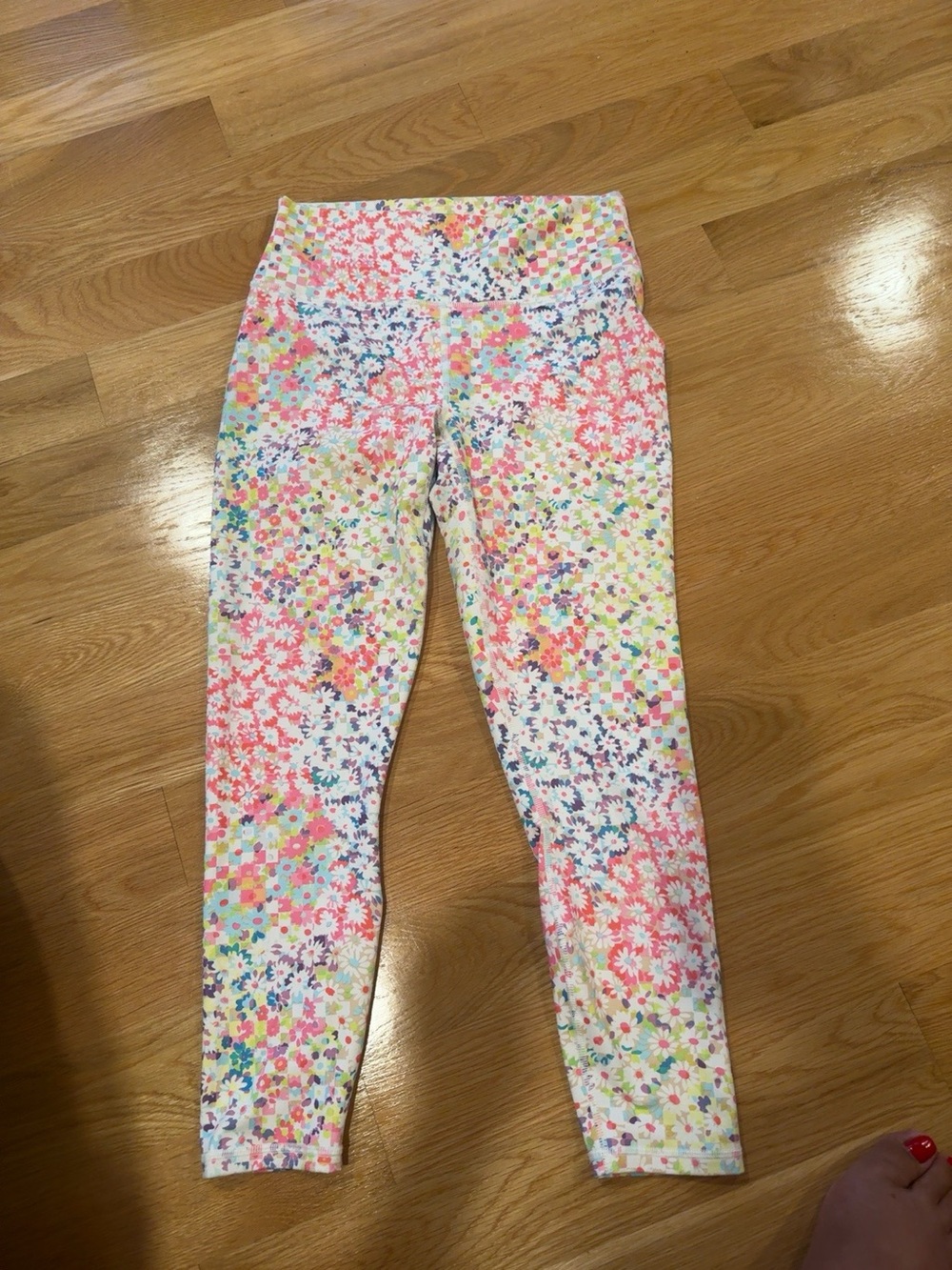 Fabletics PowerHold High-Waisted Floral Leggings – Size Medium - Picture 4 of 5